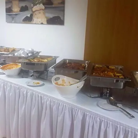 Hotel Restaurant Nikopolis *